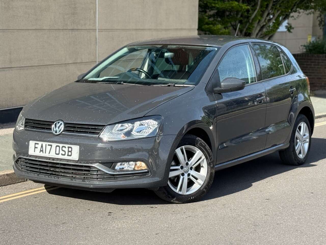 A 2017 VOLKSWAGEN POLO 1.0 Match Edition Hatchback 5dr Petrol Manual Euro 6 (s/s) (75 ps) A 2017 VOLKSWAGEN POLO 1.0 Match Edition Hatchback 5dr Petrol Manual Euro 6 (s/s) (75 ps)