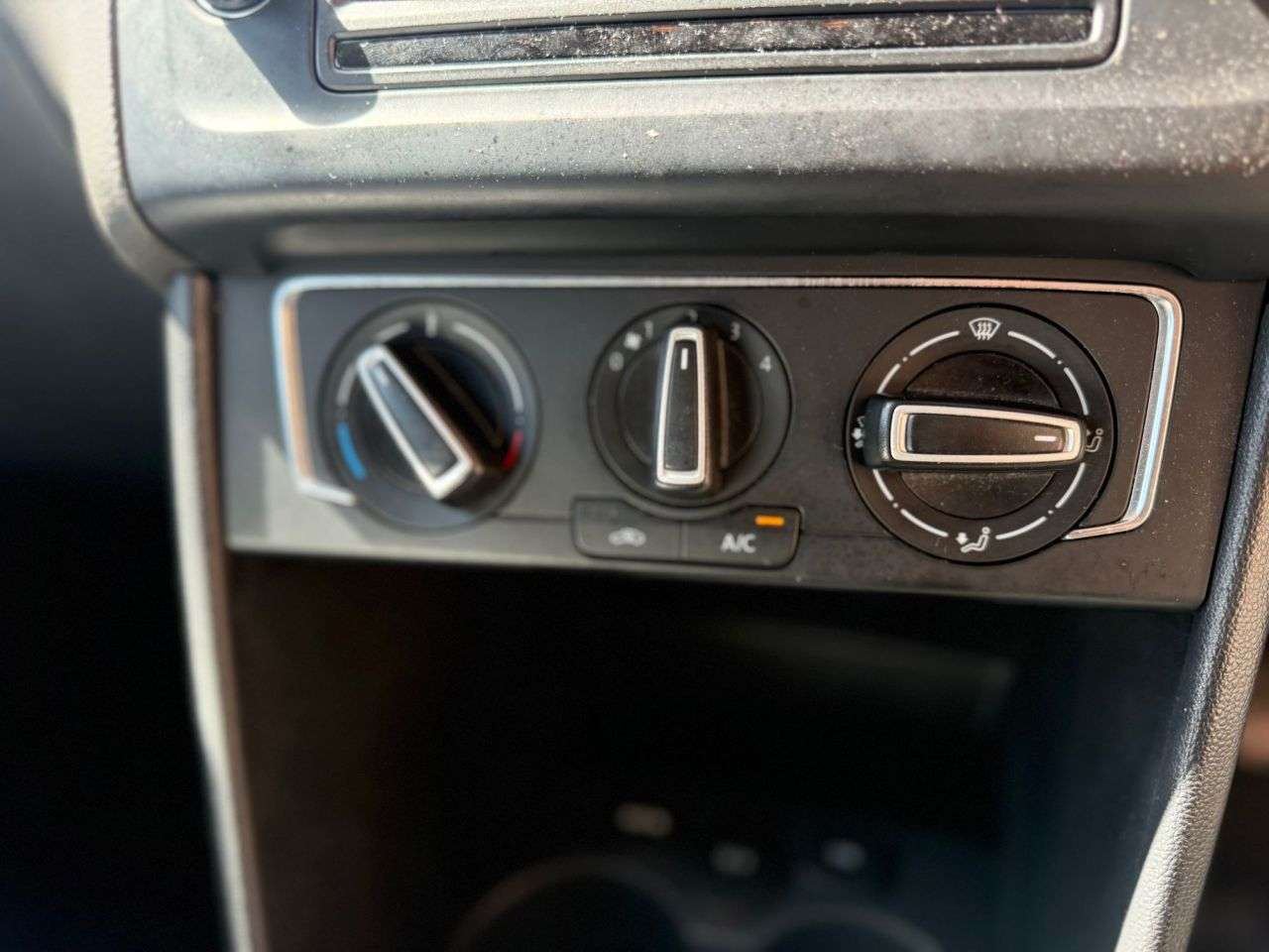 2015 VOLKSWAGEN POLO 2015 VOLKSWAGEN POLO