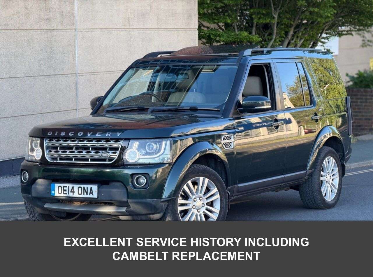 A 2014 LAND ROVER DISCOVERY 4 3.0 SD V6 HSE SUV 5dr Diesel Auto 4WD Euro 5 (s/s) (255 bhp) A 2014 LAND ROVER DISCOVERY 4 3.0 SD V6 HSE SUV 5dr Diesel Auto 4WD Euro 5 (s/s) (255 bhp)