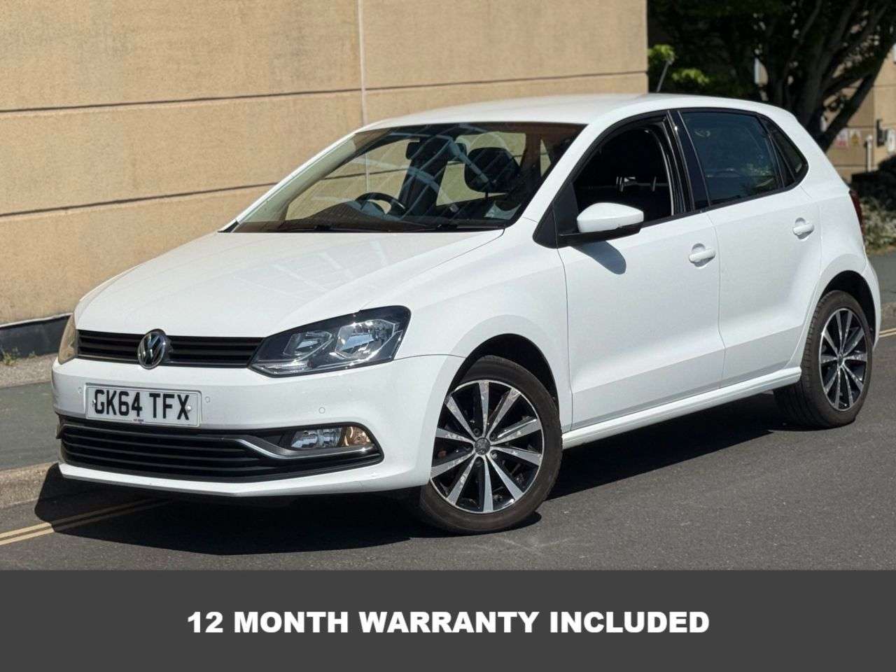 A 2014 VOLKSWAGEN POLO 1.2 TSI BlueMotion Tech SE Hatchback 5dr Petrol Manual Euro 6 (s/s) (90 ps) A 2014 VOLKSWAGEN POLO 1.2 TSI BlueMotion Tech SE Hatchback 5dr Petrol Manual Euro 6 (s/s) (90 ps)