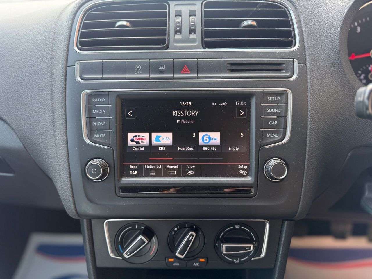 2015 VOLKSWAGEN POLO 2015 VOLKSWAGEN POLO
