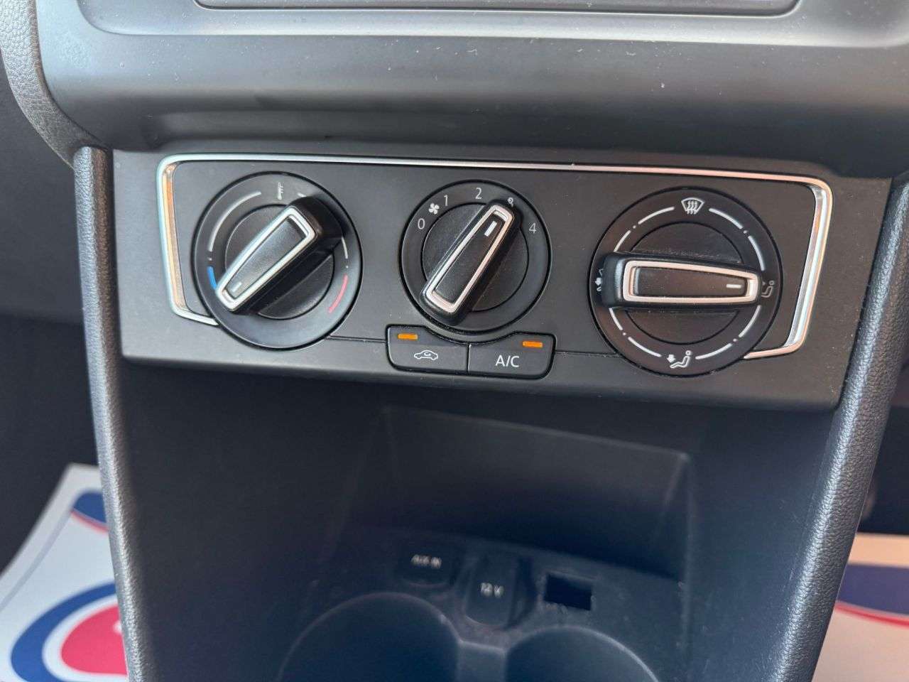 2015 VOLKSWAGEN POLO 2015 VOLKSWAGEN POLO