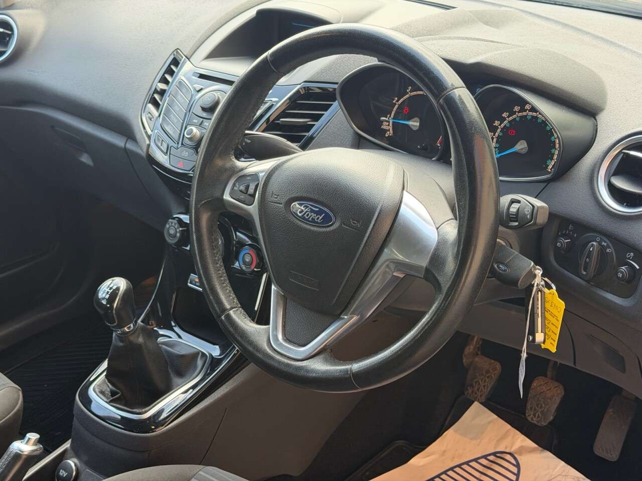 2013 FORD FIESTA 2013 FORD FIESTA