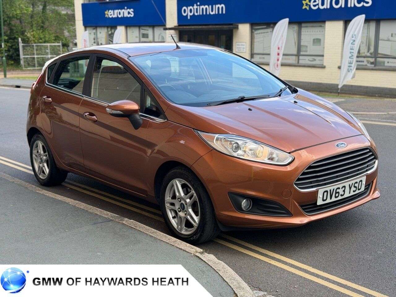 A 2013 FORD FIESTA 1.0T EcoBoost Zetec Hatchback 5dr Petrol Manual Euro 5 (s/s) (100 ps) A 2013 FORD FIESTA 1.0T EcoBoost Zetec Hatchback 5dr Petrol Manual Euro 5 (s/s) (100 ps)