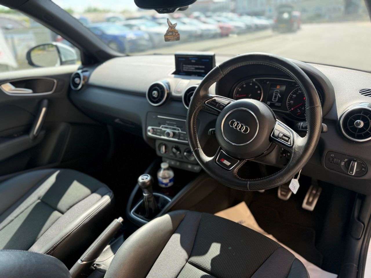 2015 AUDI A1 2015 AUDI A1