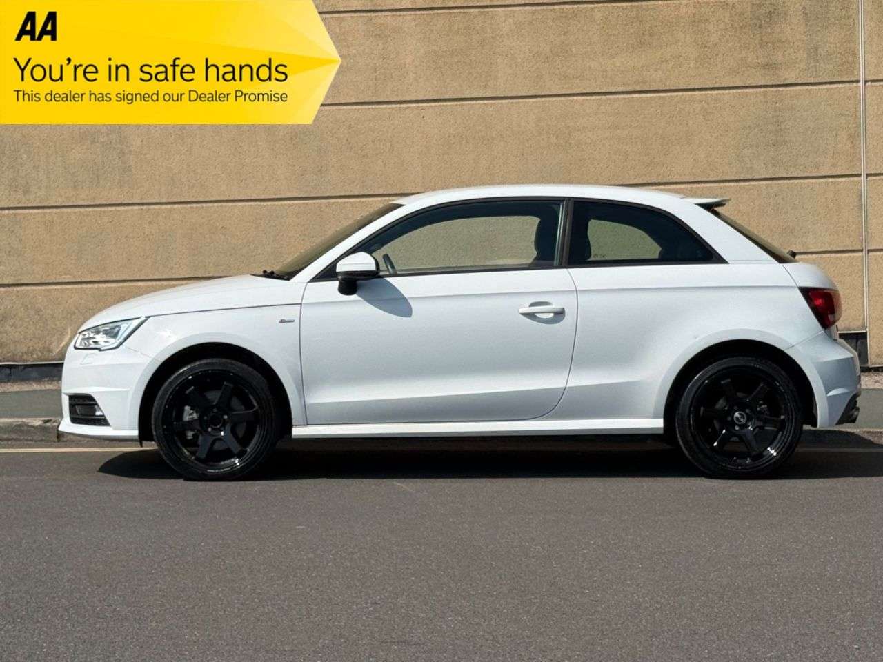 2015 AUDI A1 2015 AUDI A1