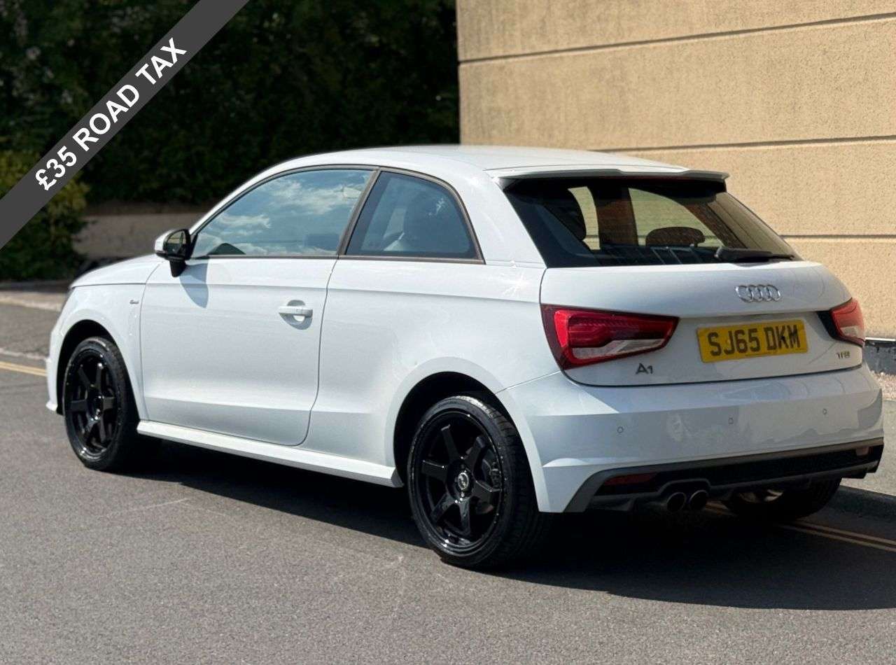 2015 AUDI A1 2015 AUDI A1