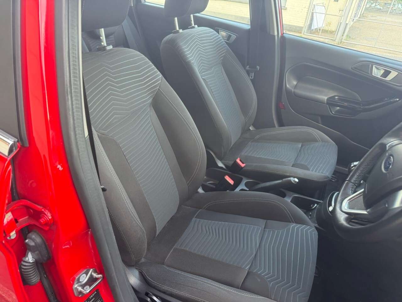 2015 FORD FIESTA 2015 FORD FIESTA