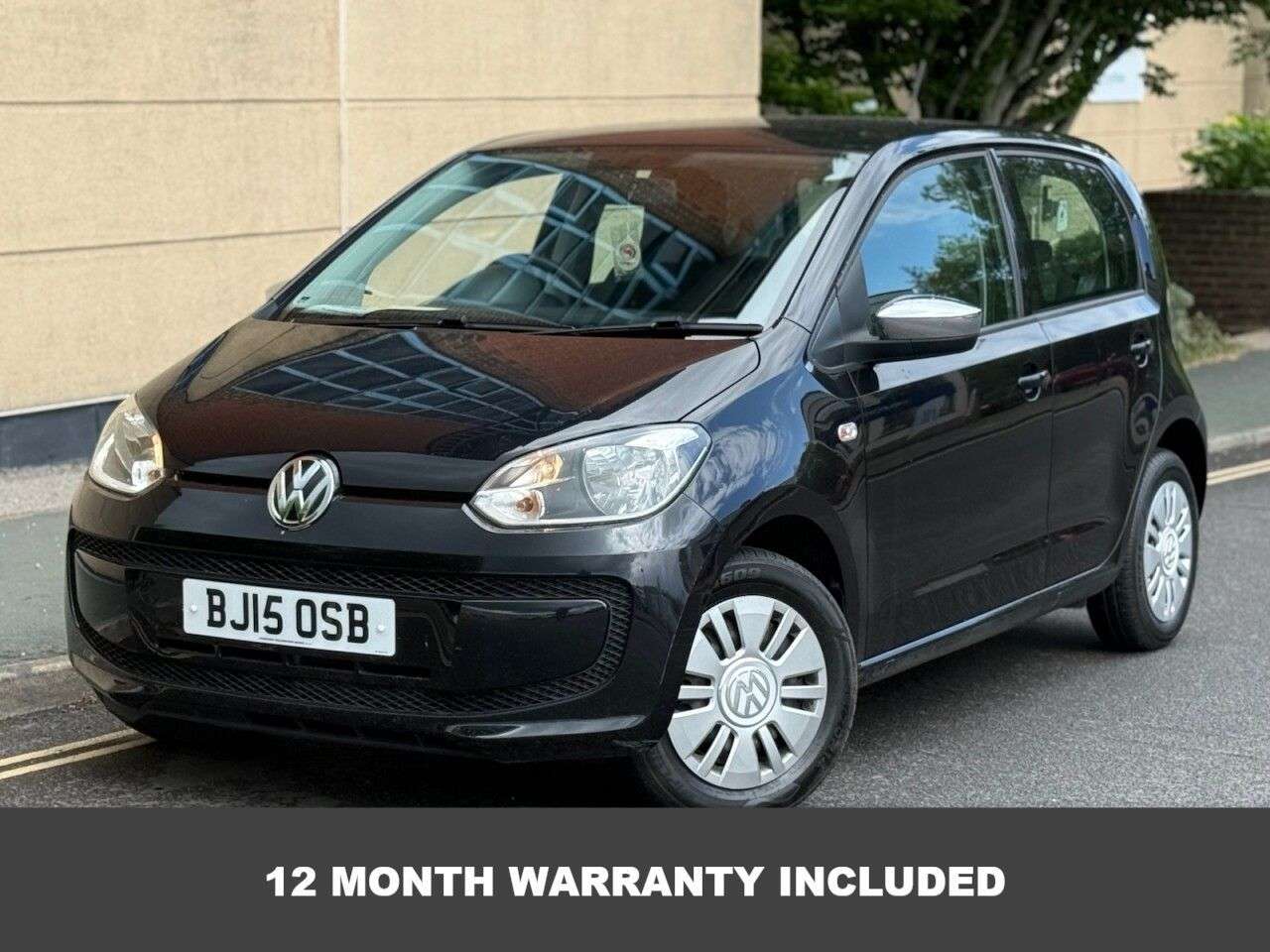 A 2015 VOLKSWAGEN UP! 1.0 Move up! Hatchback 5dr Petrol Manual Euro 5 (60 ps) A 2015 VOLKSWAGEN UP! 1.0 Move up! Hatchback 5dr Petrol Manual Euro 5 (60 ps)