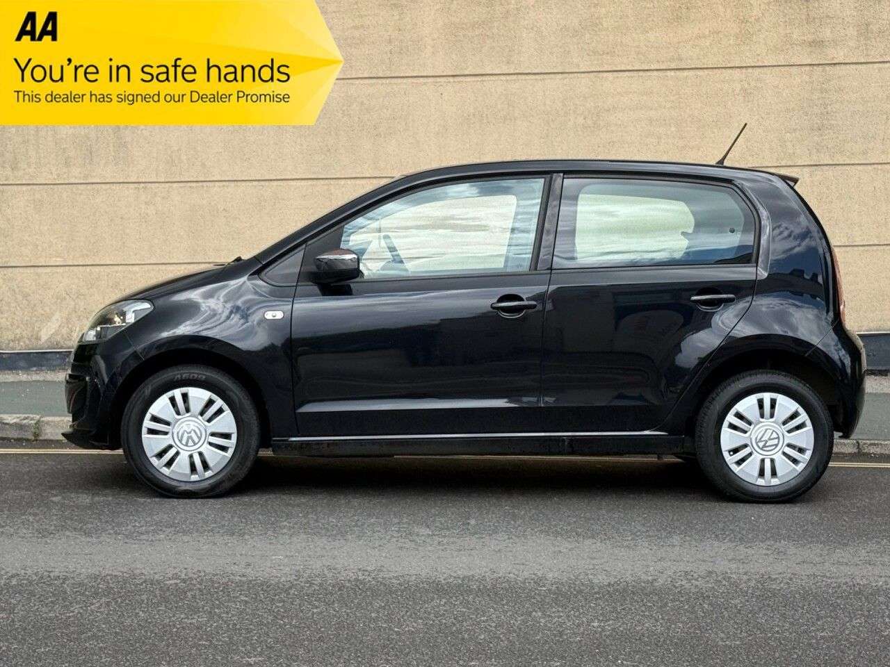 2015 VOLKSWAGEN UP! 2015 VOLKSWAGEN UP!