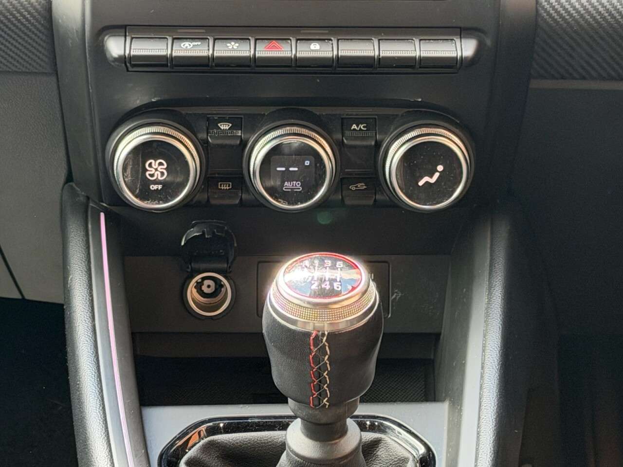 2023 RENAULT CLIO 2023 RENAULT CLIO