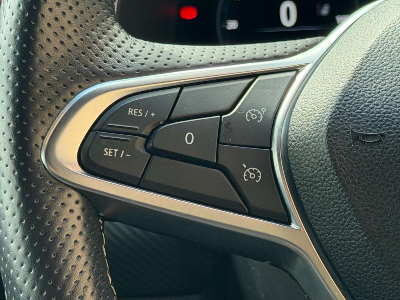 2023 RENAULT CLIO 2023 RENAULT CLIO