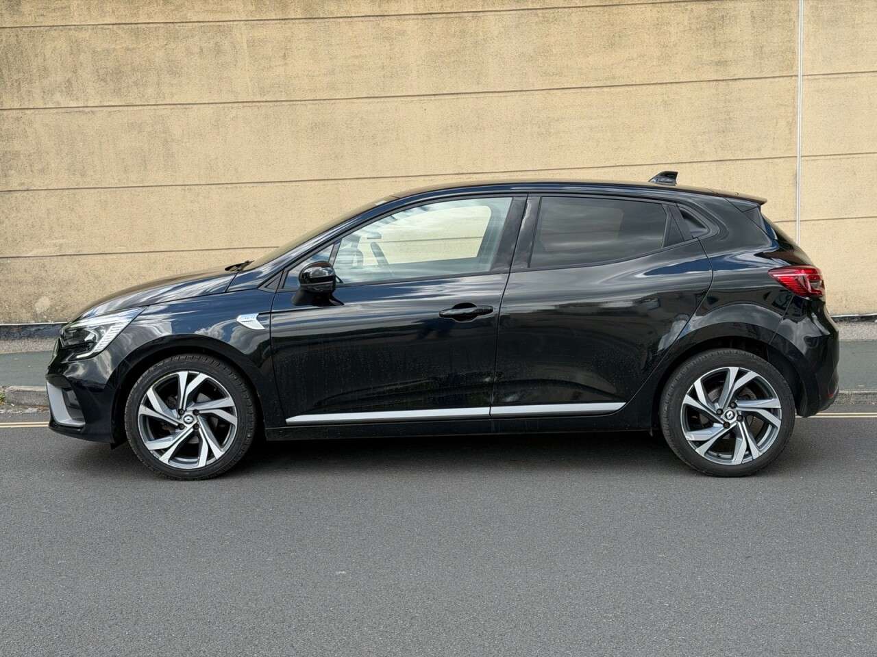 2023 RENAULT CLIO 2023 RENAULT CLIO