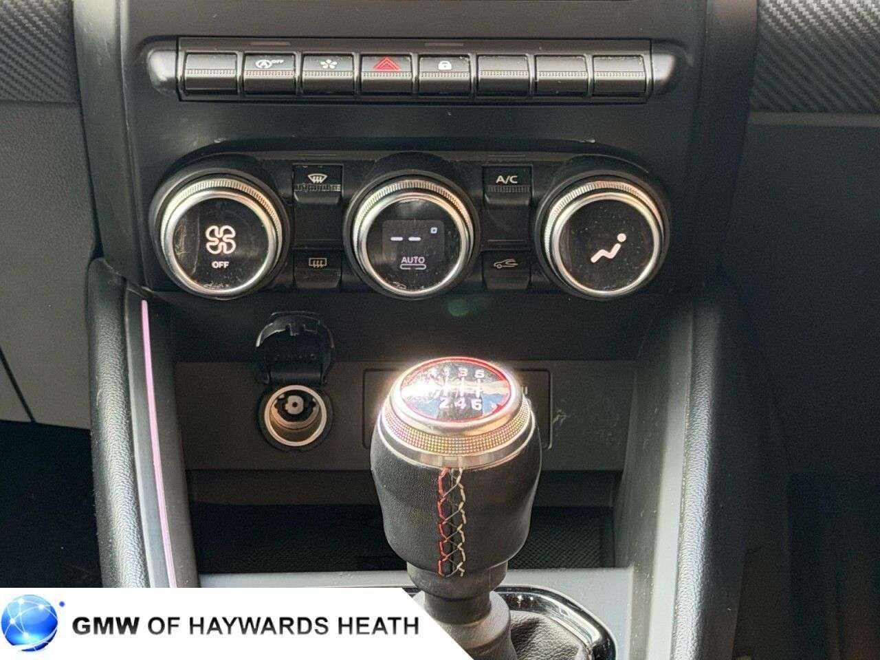2023 RENAULT CLIO 2023 RENAULT CLIO