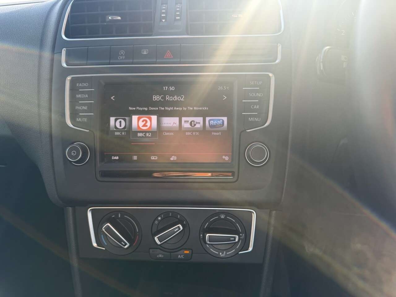 2015 VOLKSWAGEN POLO 2015 VOLKSWAGEN POLO