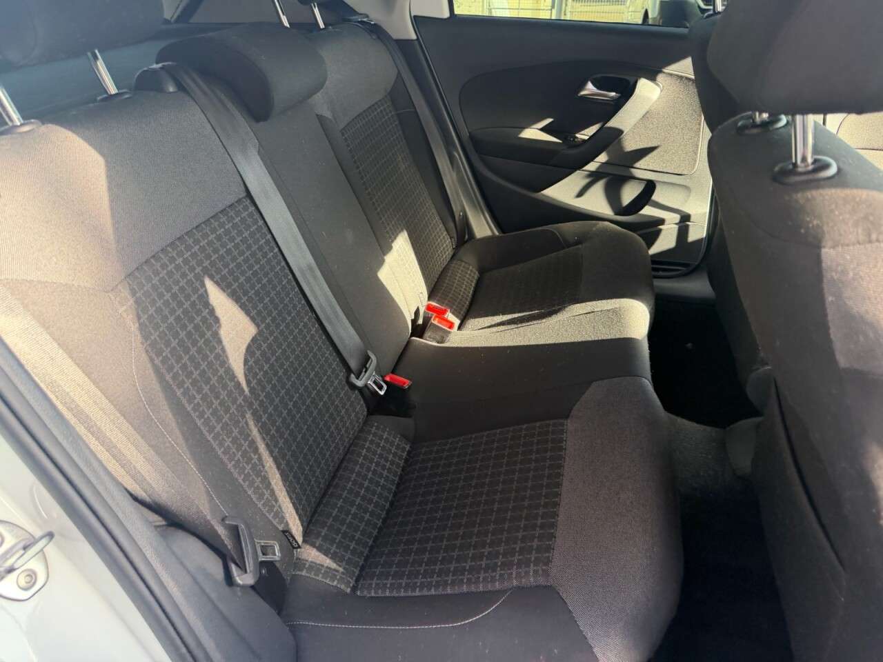 2015 VOLKSWAGEN POLO 2015 VOLKSWAGEN POLO