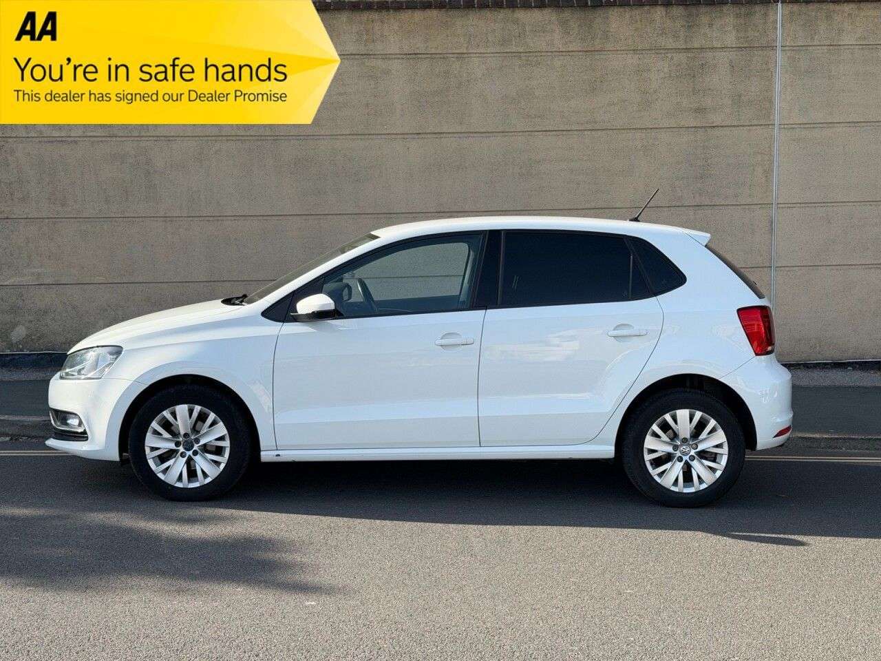 2015 VOLKSWAGEN POLO 2015 VOLKSWAGEN POLO