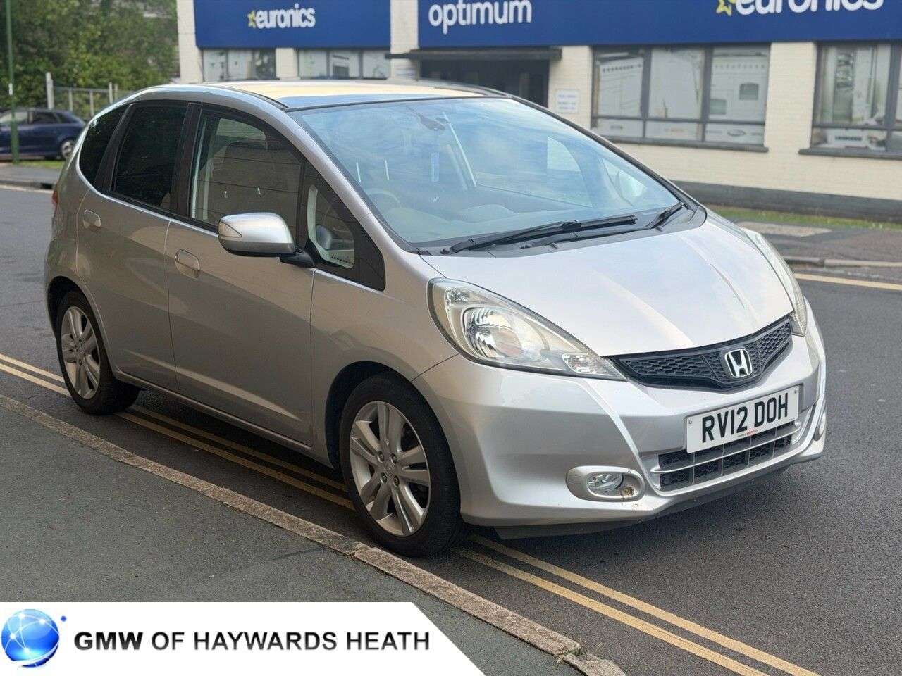 A 2012 HONDA JAZZ 1.4 i-VTEC EX-T Hatchback 5dr Petrol Manual Euro 5 (99 ps) A 2012 HONDA JAZZ 1.4 i-VTEC EX-T Hatchback 5dr Petrol Manual Euro 5 (99 ps)