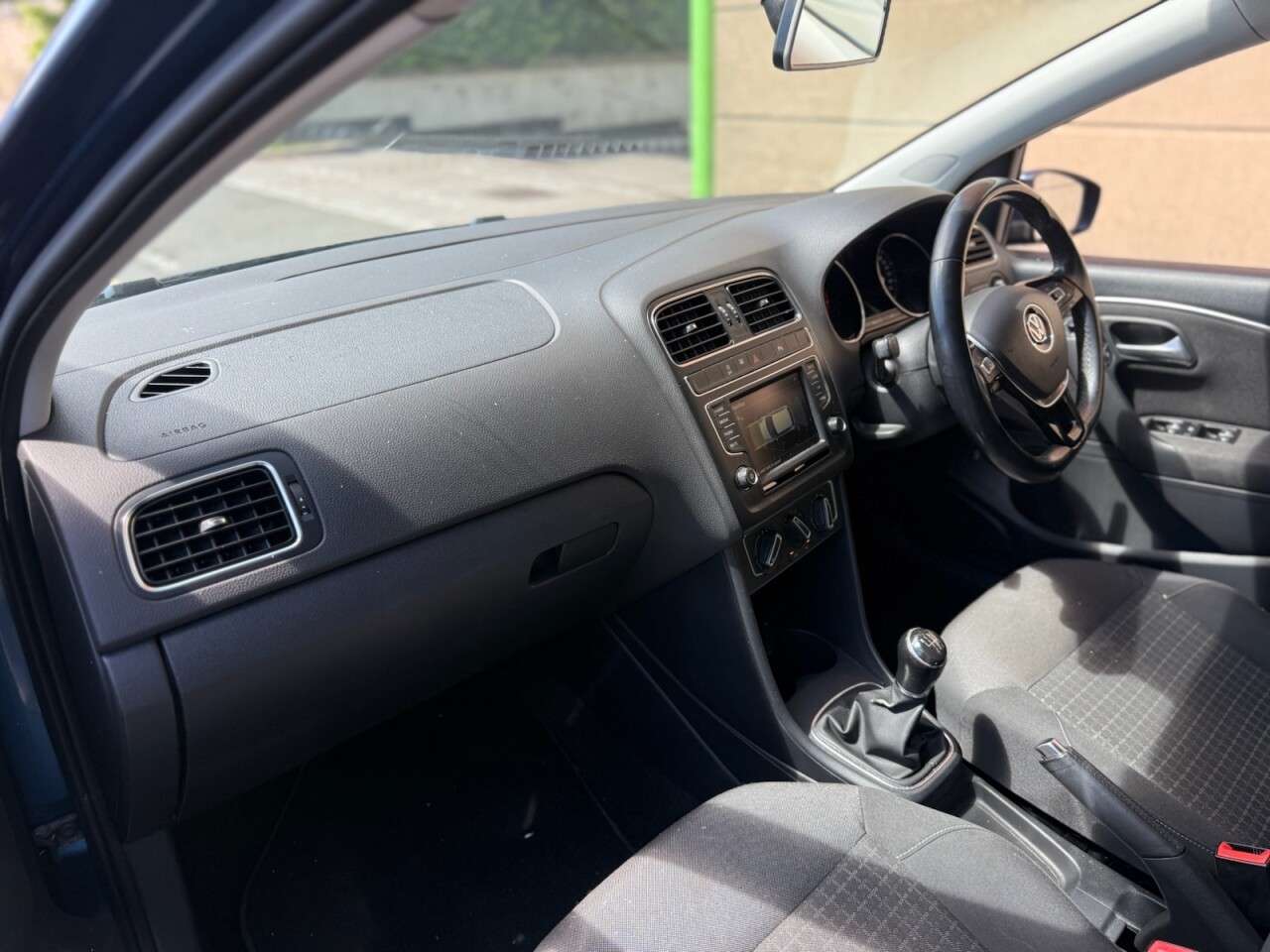 2015 VOLKSWAGEN POLO 2015 VOLKSWAGEN POLO