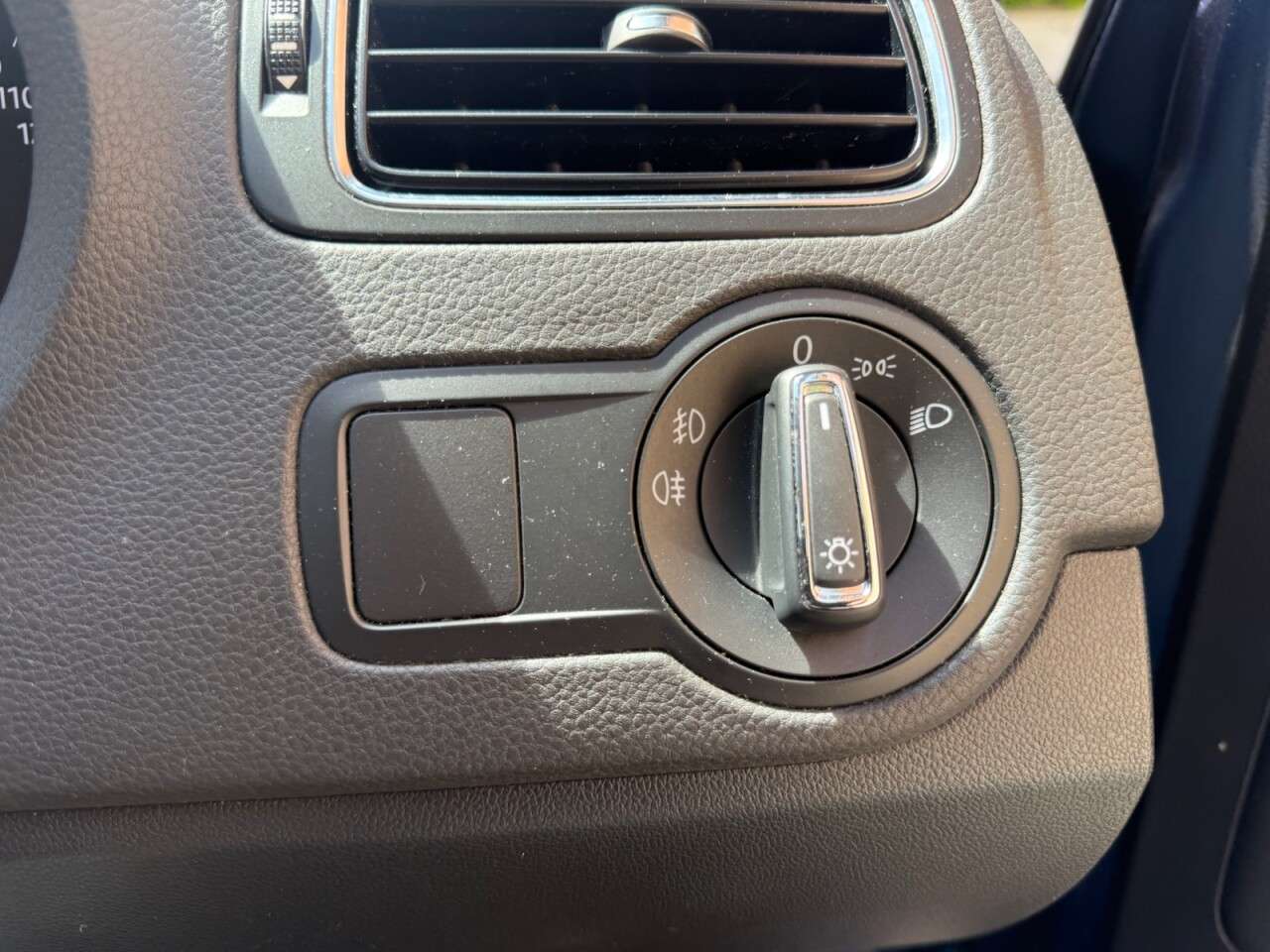 2015 VOLKSWAGEN POLO 2015 VOLKSWAGEN POLO