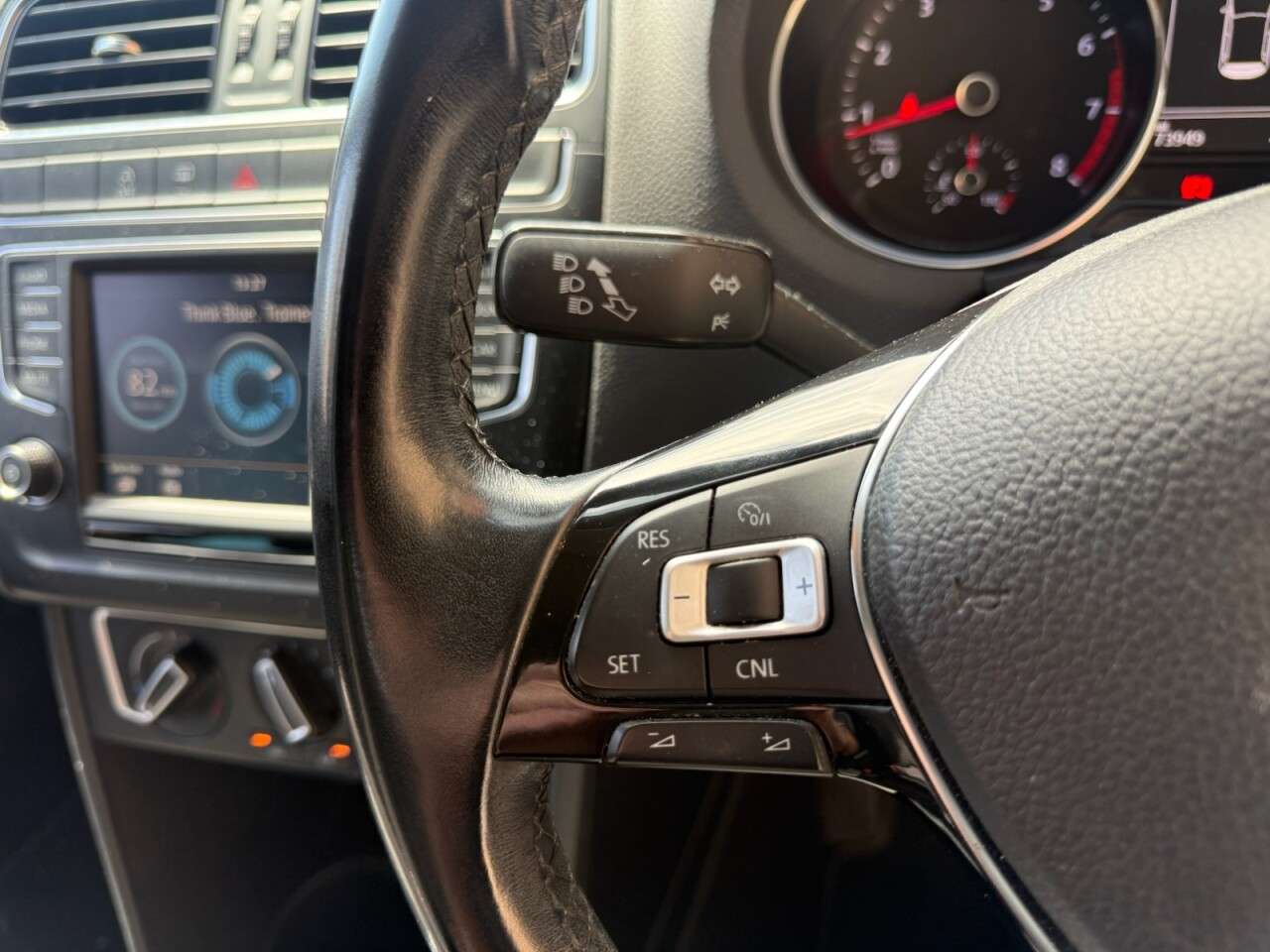2015 VOLKSWAGEN POLO 2015 VOLKSWAGEN POLO