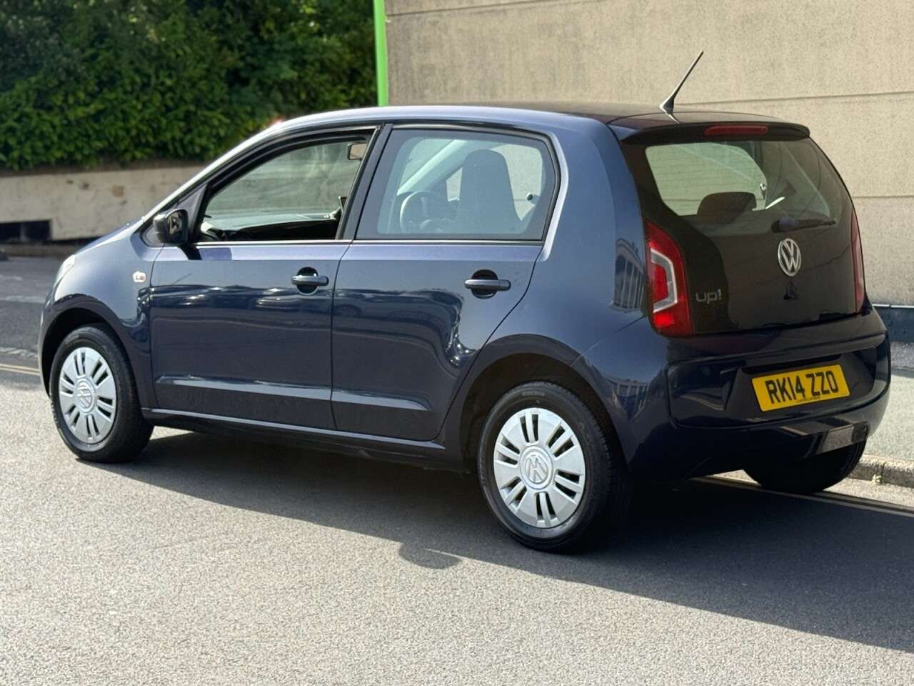 2014 VOLKSWAGEN UP! 2014 VOLKSWAGEN UP!