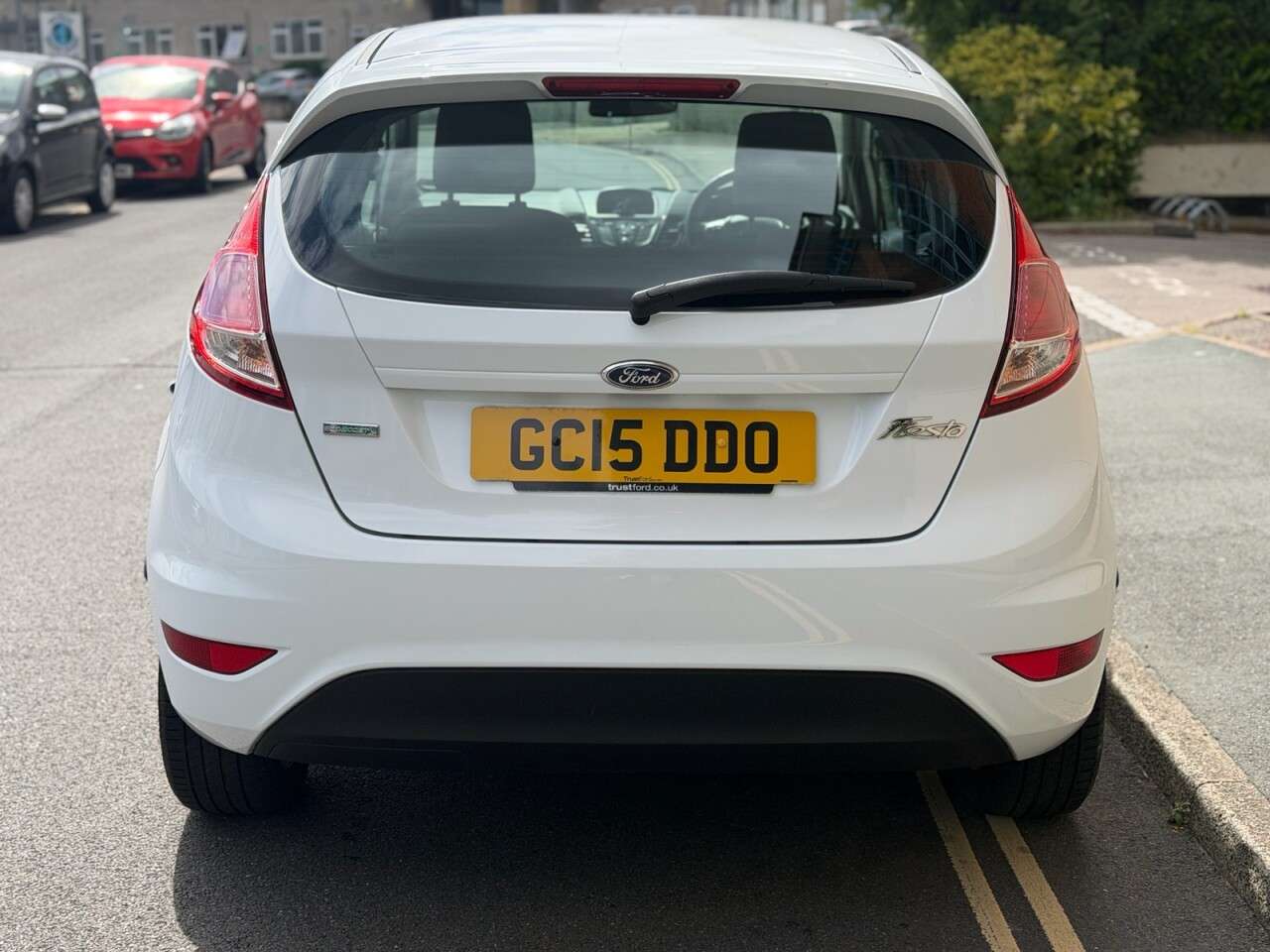 A 2015 FORD FIESTA 1.0T EcoBoost Zetec Hatchback 5dr Petrol Manual Euro 6 (s/s) (100 ps) A 2015 FORD FIESTA 1.0T EcoBoost Zetec Hatchback 5dr Petrol Manual Euro 6 (s/s) (100 ps)