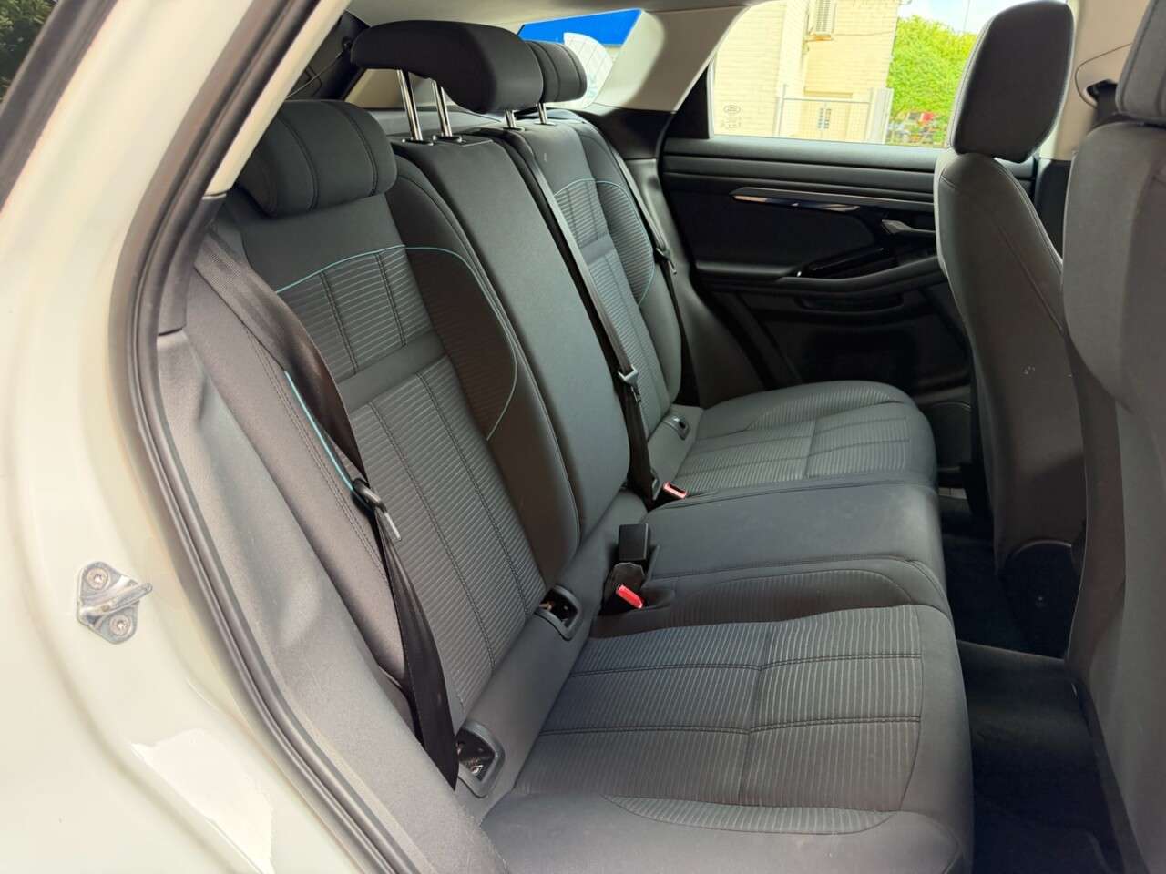 2019 LAND ROVER RANGE ROVER EVOQUE 2019 LAND ROVER RANGE ROVER EVOQUE