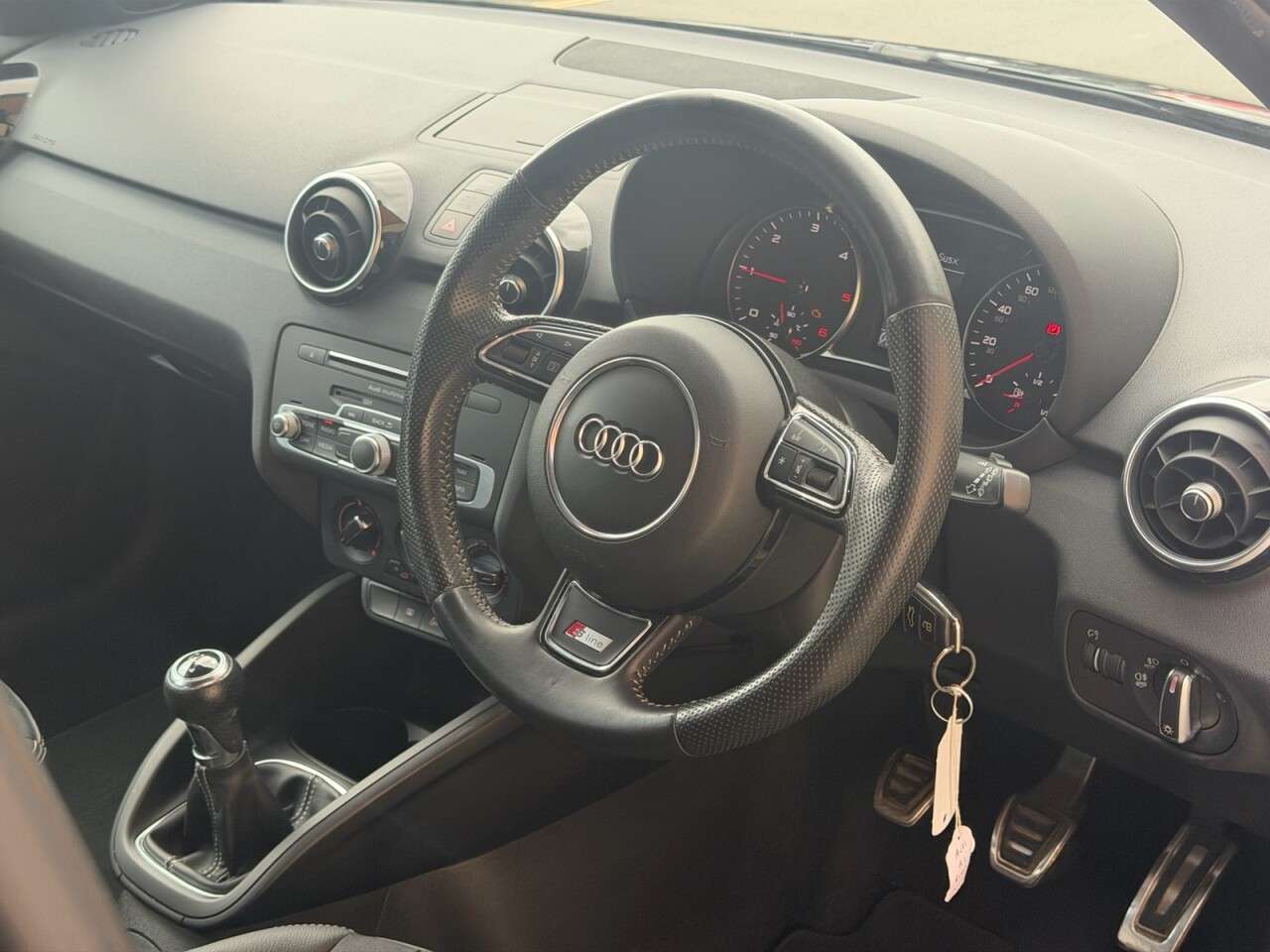 2015 AUDI A1 2015 AUDI A1