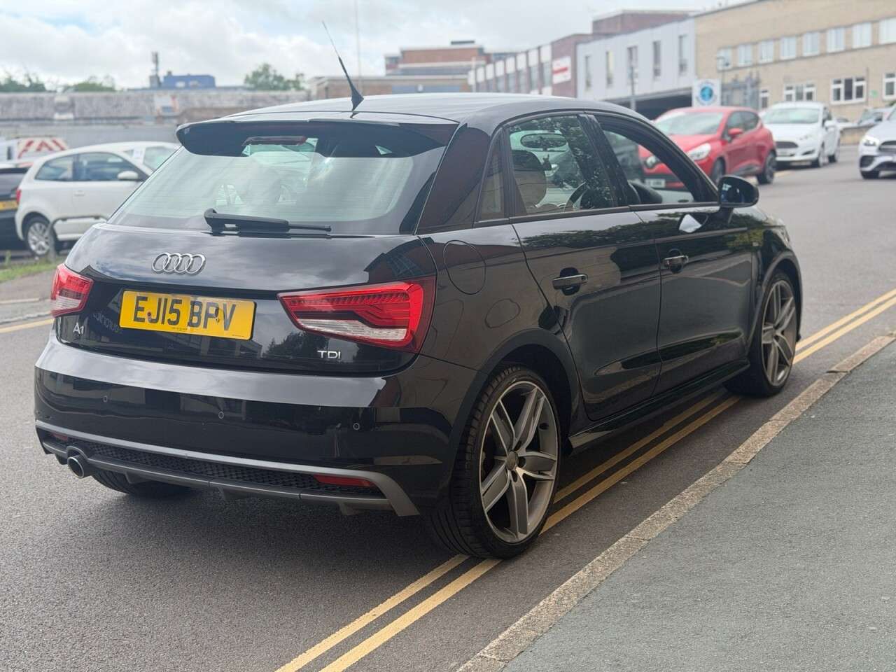 2015 AUDI A1 2015 AUDI A1