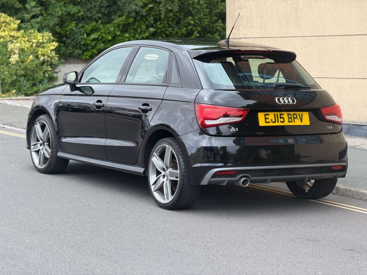 2015 AUDI A1 2015 AUDI A1