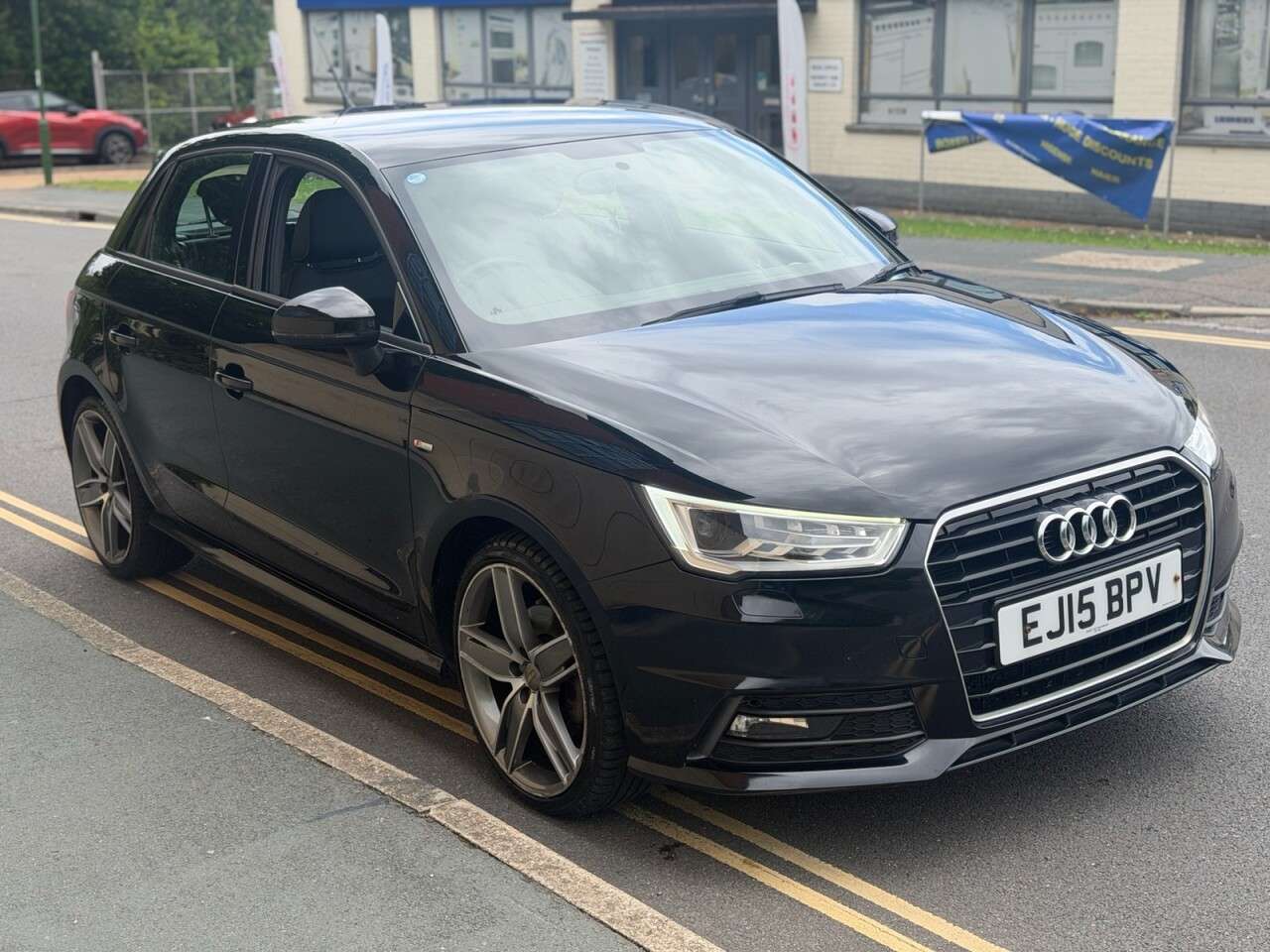 A 2015 AUDI A1 1.6 TDI S line Sportback 5dr Diesel Manual Euro 6 (s/s) (116 ps) A 2015 AUDI A1 1.6 TDI S line Sportback 5dr Diesel Manual Euro 6 (s/s) (116 ps)