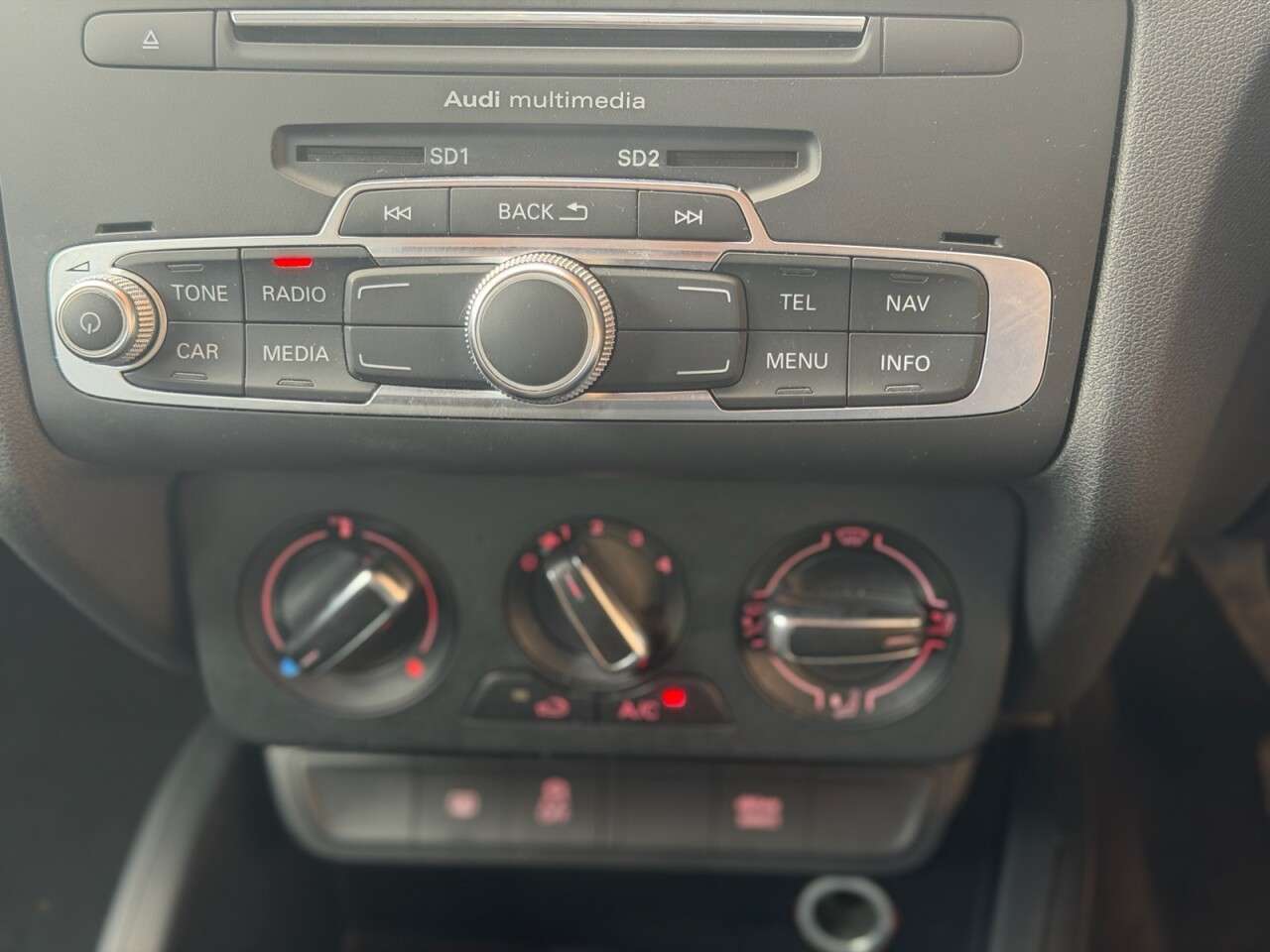 2015 AUDI A1 2015 AUDI A1