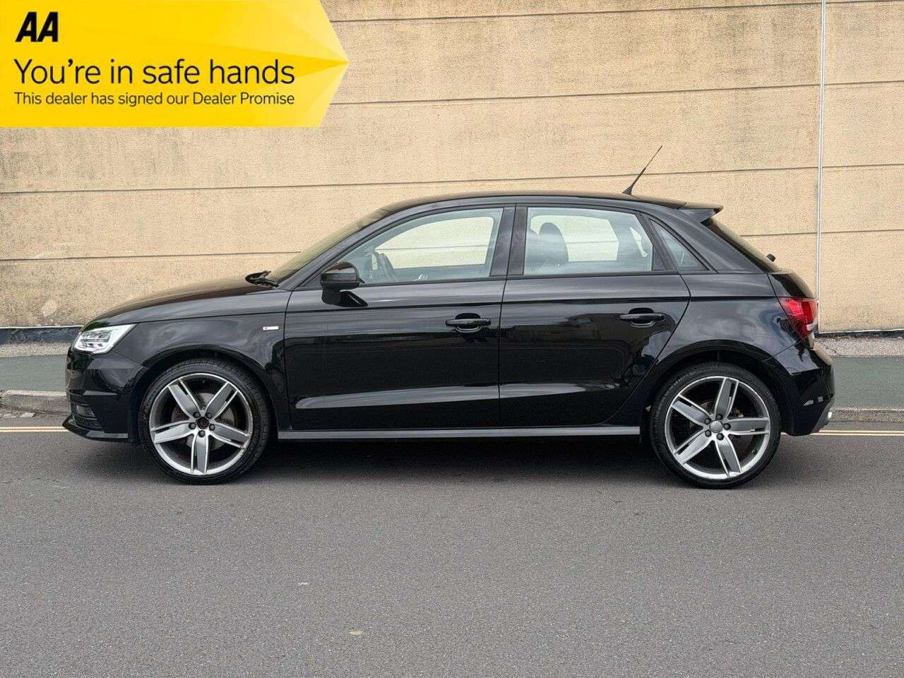 2015 AUDI A1 2015 AUDI A1