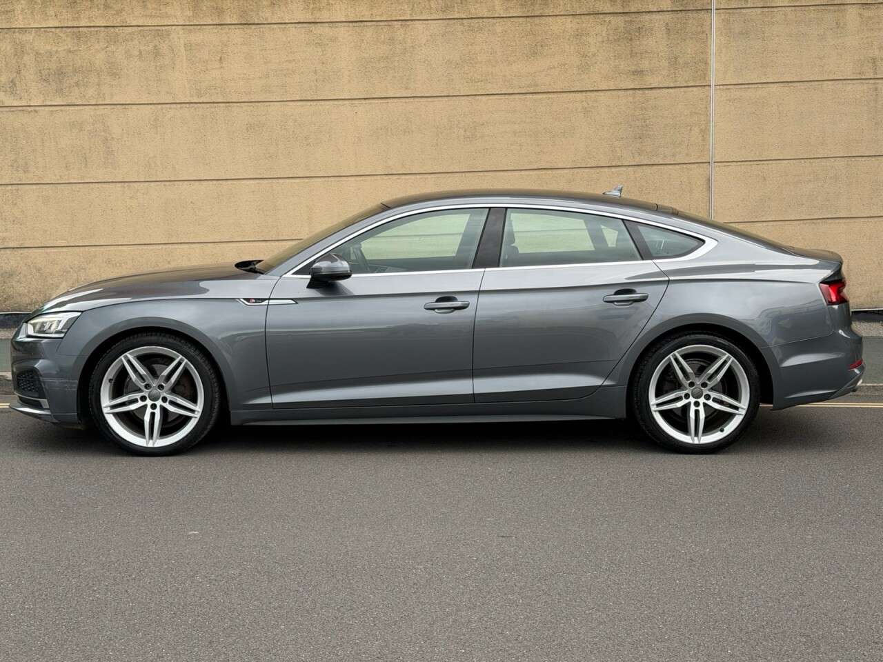 2017 AUDI A5 2017 AUDI A5