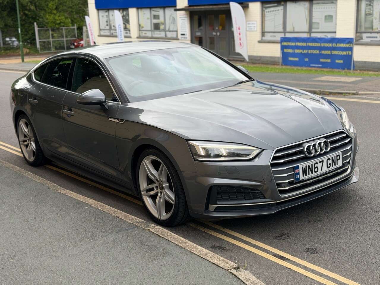A 2017 AUDI A5 2.0 TDI S line Sportback 5dr Diesel S Tronic Euro 6 (s/s) (150 ps) A 2017 AUDI A5 2.0 TDI S line Sportback 5dr Diesel S Tronic Euro 6 (s/s) (150 ps)