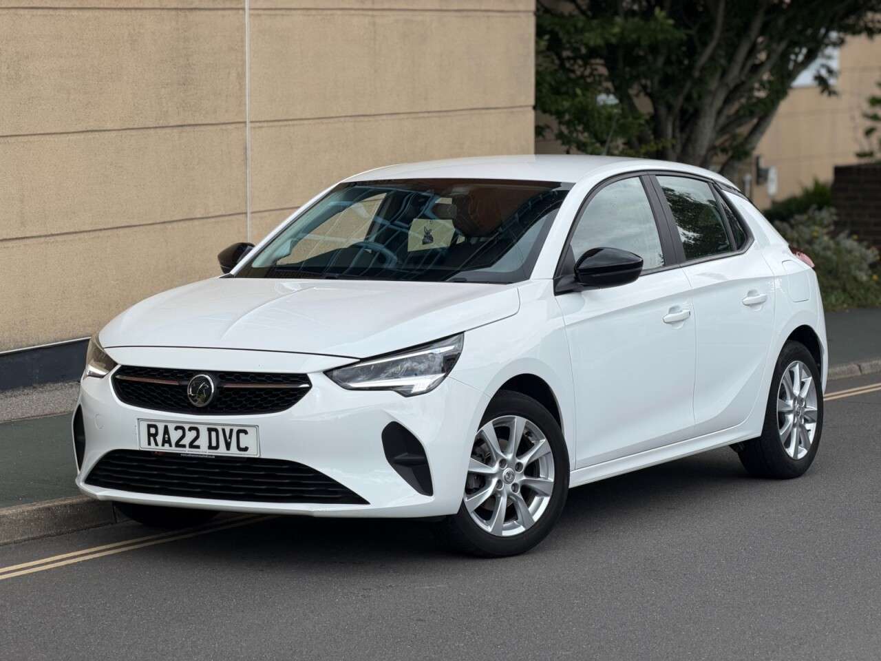 A 2022 VAUXHALL CORSA 1.2 Design Hatchback 5dr Petrol Manual Euro 6 (75 ps) A 2022 VAUXHALL CORSA 1.2 Design Hatchback 5dr Petrol Manual Euro 6 (75 ps)