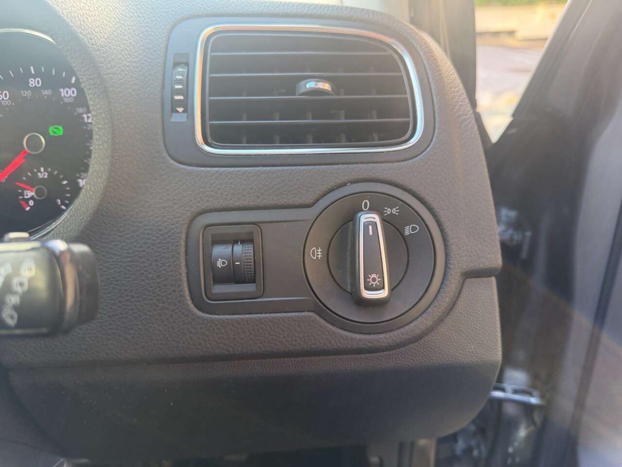 2015 VOLKSWAGEN POLO 2015 VOLKSWAGEN POLO