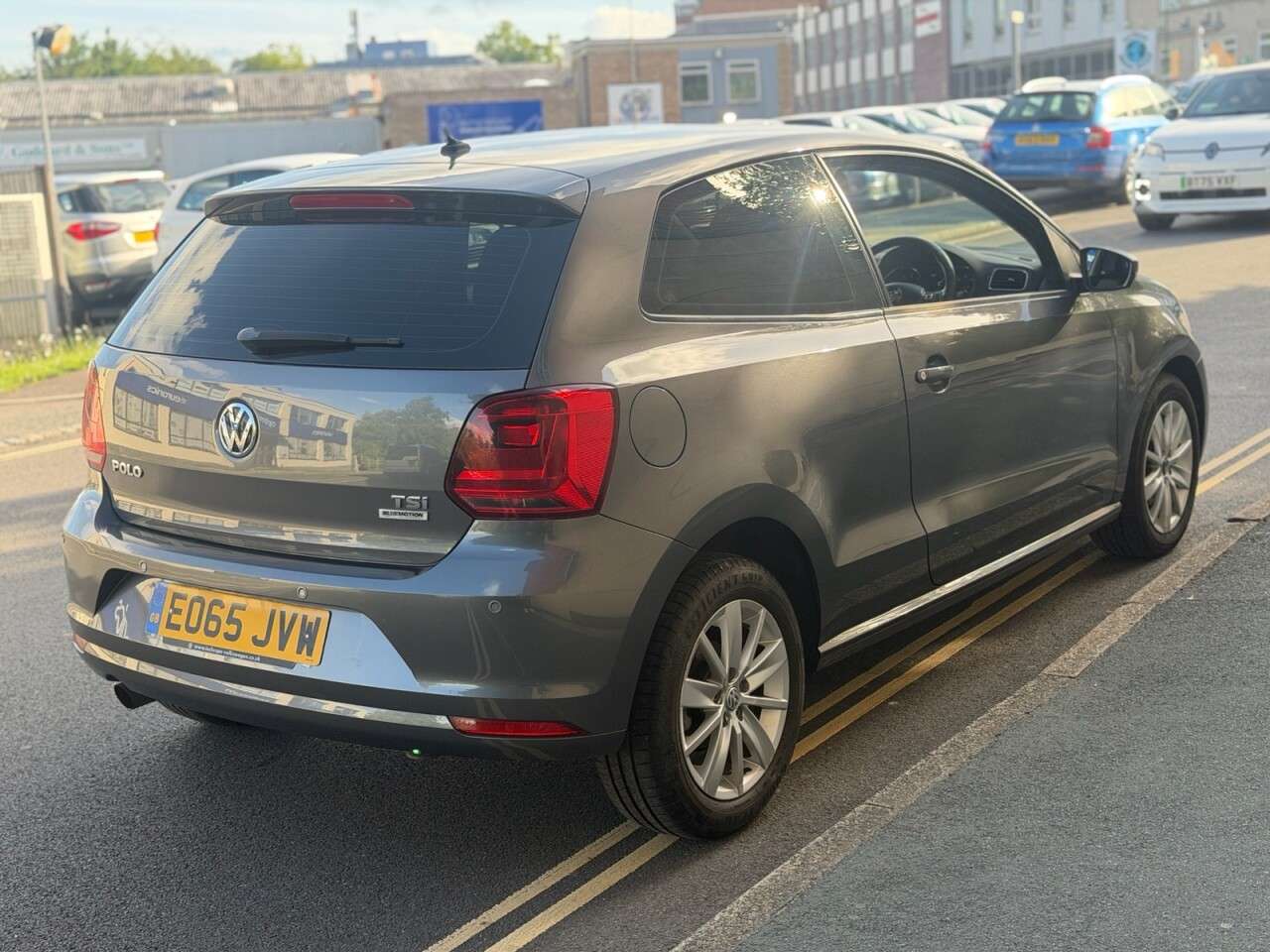 2015 VOLKSWAGEN POLO 2015 VOLKSWAGEN POLO