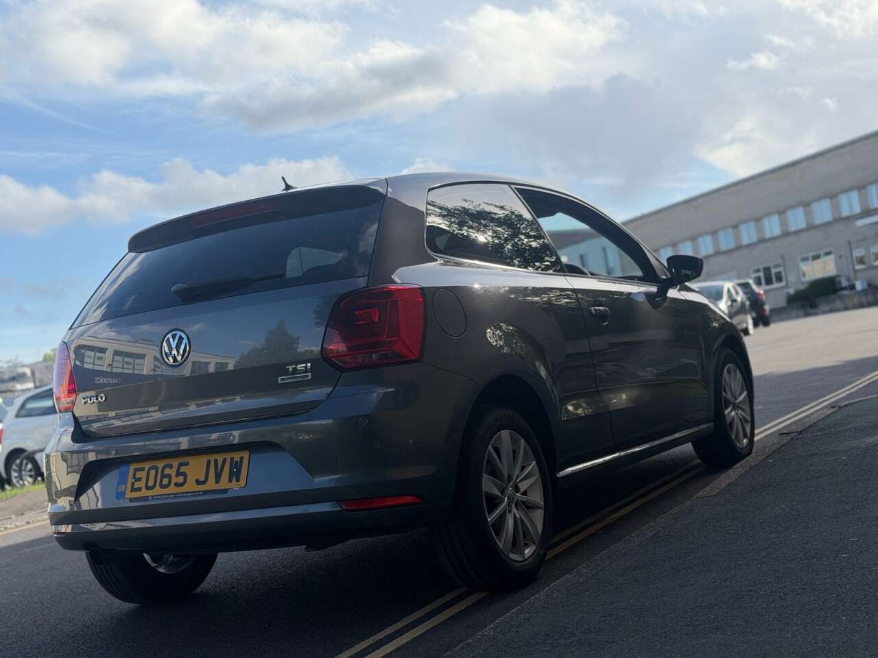 2015 VOLKSWAGEN POLO 2015 VOLKSWAGEN POLO