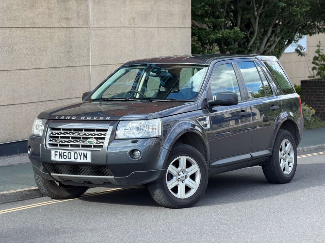 A 2010 LAND ROVER FREELANDER 2 2.2 TD4e GS SUV 5dr Diesel Manual 4WD Euro 4 (s/s) (160 ps) A 2010 LAND ROVER FREELANDER 2 2.2 TD4e GS SUV 5dr Diesel Manual 4WD Euro 4 (s/s) (160 ps)
