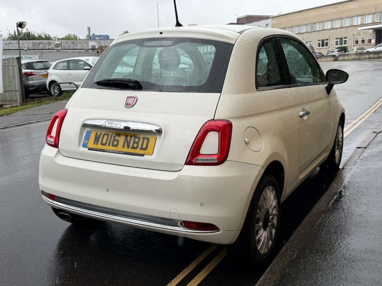 2016 FIAT 500 2016 FIAT 500