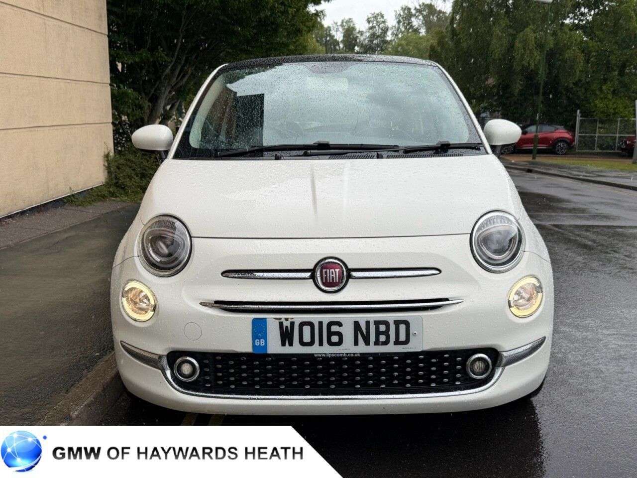 A 2016 FIAT 500 1.2 Lounge Hatchback 3dr Petrol Manual Euro 6 (s/s) (69 bhp) A 2016 FIAT 500 1.2 Lounge Hatchback 3dr Petrol Manual Euro 6 (s/s) (69 bhp)