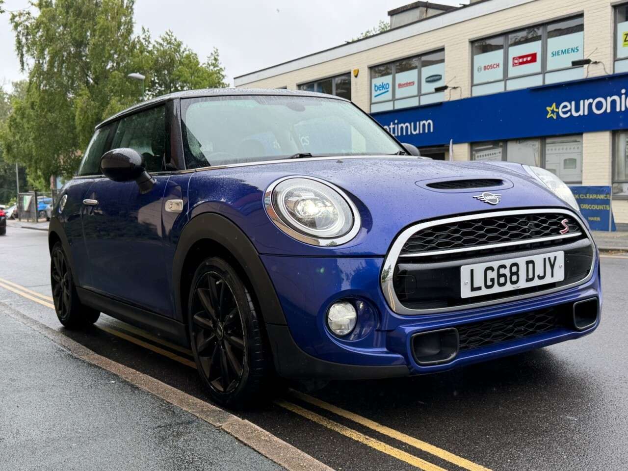 A 2018 MINI HATCH 2.0 Cooper S Hatchback 3dr Petrol Steptronic Euro 6 (s/s) (192 ps) A 2018 MINI HATCH 2.0 Cooper S Hatchback 3dr Petrol Steptronic Euro 6 (s/s) (192 ps)