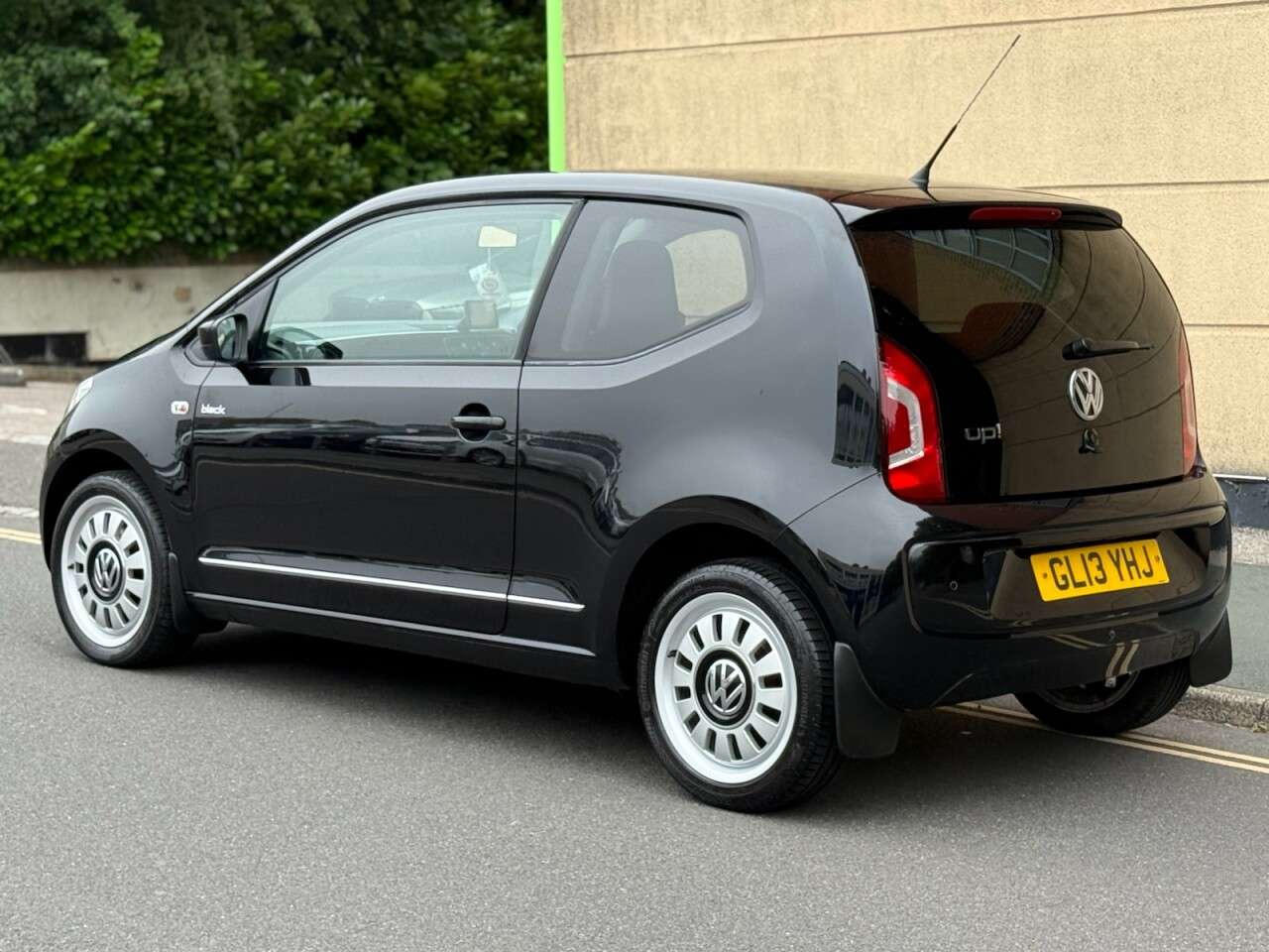 2013 VOLKSWAGEN UP! 2013 VOLKSWAGEN UP!