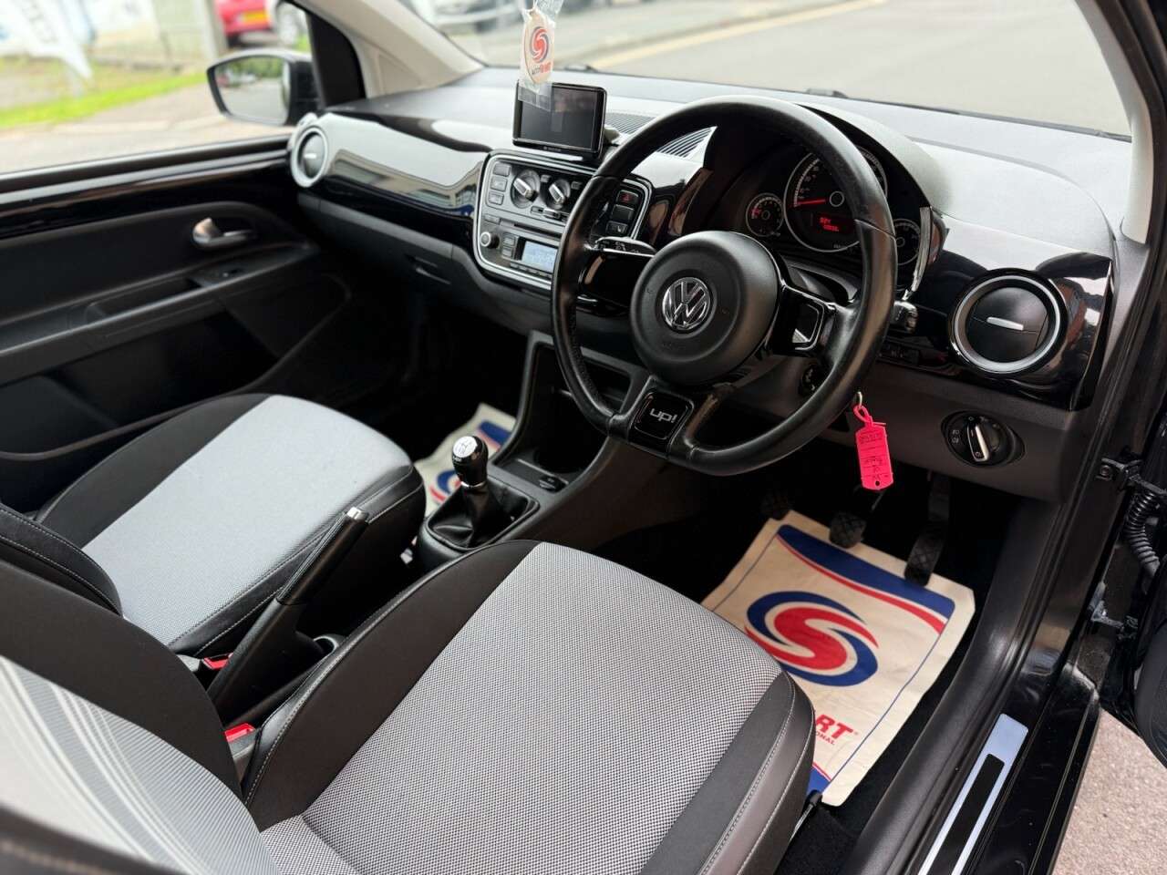 2013 VOLKSWAGEN UP! 2013 VOLKSWAGEN UP!