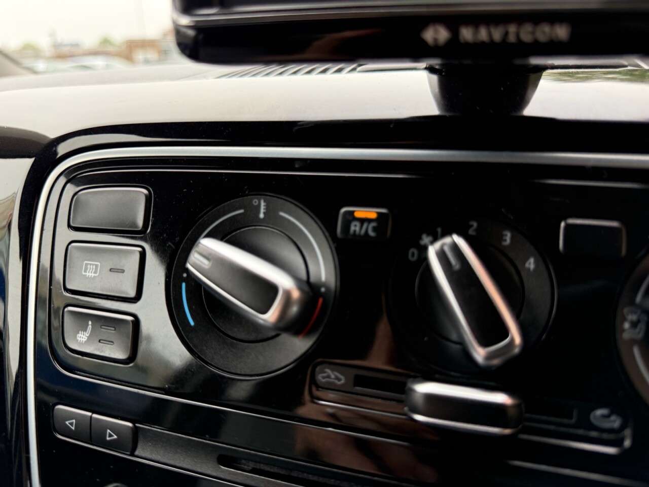 2013 VOLKSWAGEN UP! 2013 VOLKSWAGEN UP!