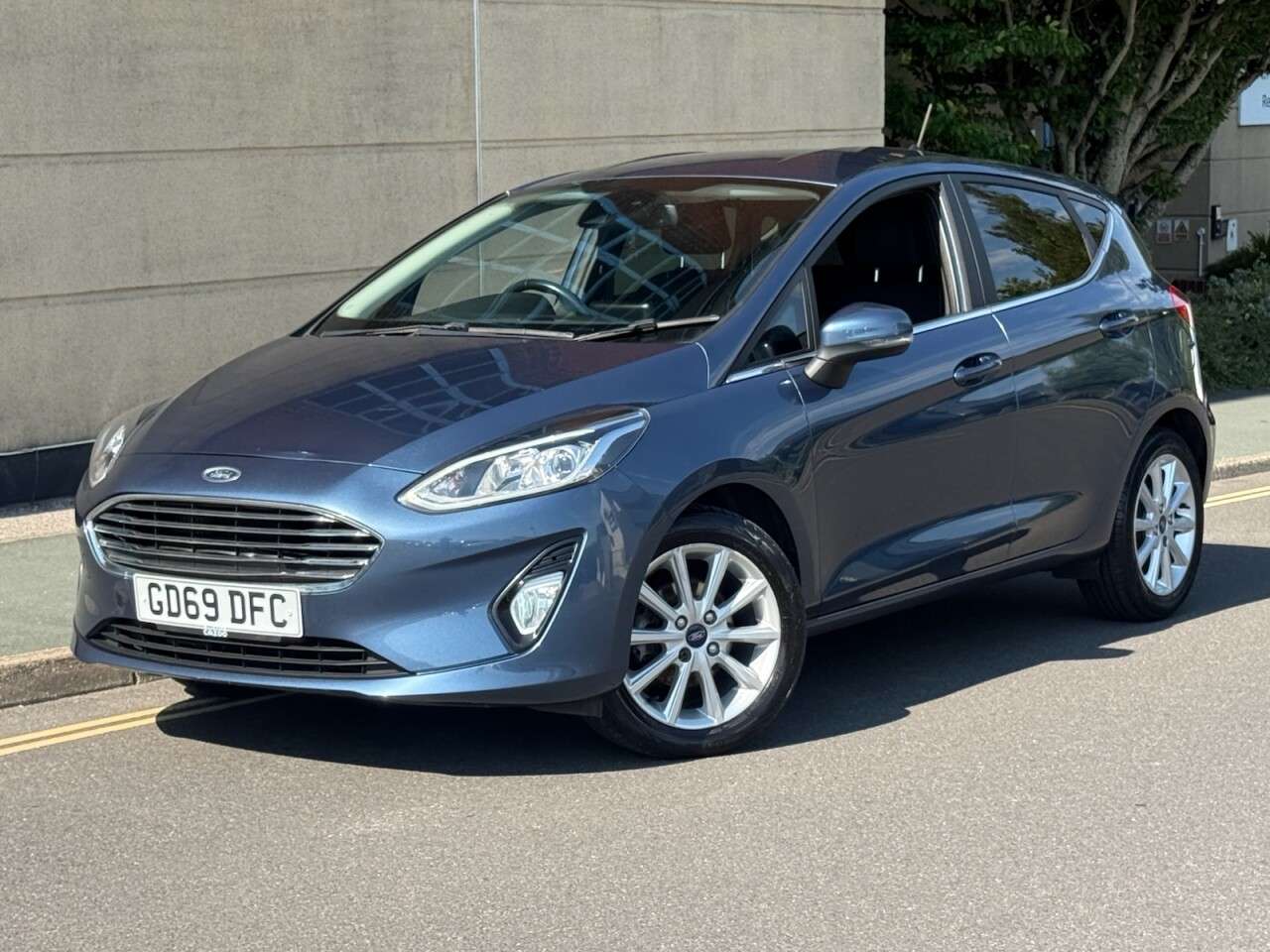 A 2020 FORD FIESTA TITANIUM A 2020 FORD FIESTA TITANIUM