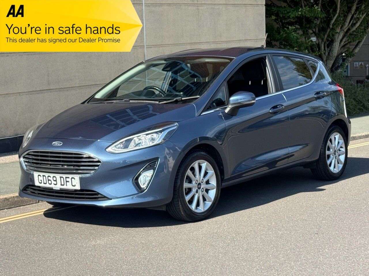 A 2020 FORD FIESTA TITANIUM A 2020 FORD FIESTA TITANIUM