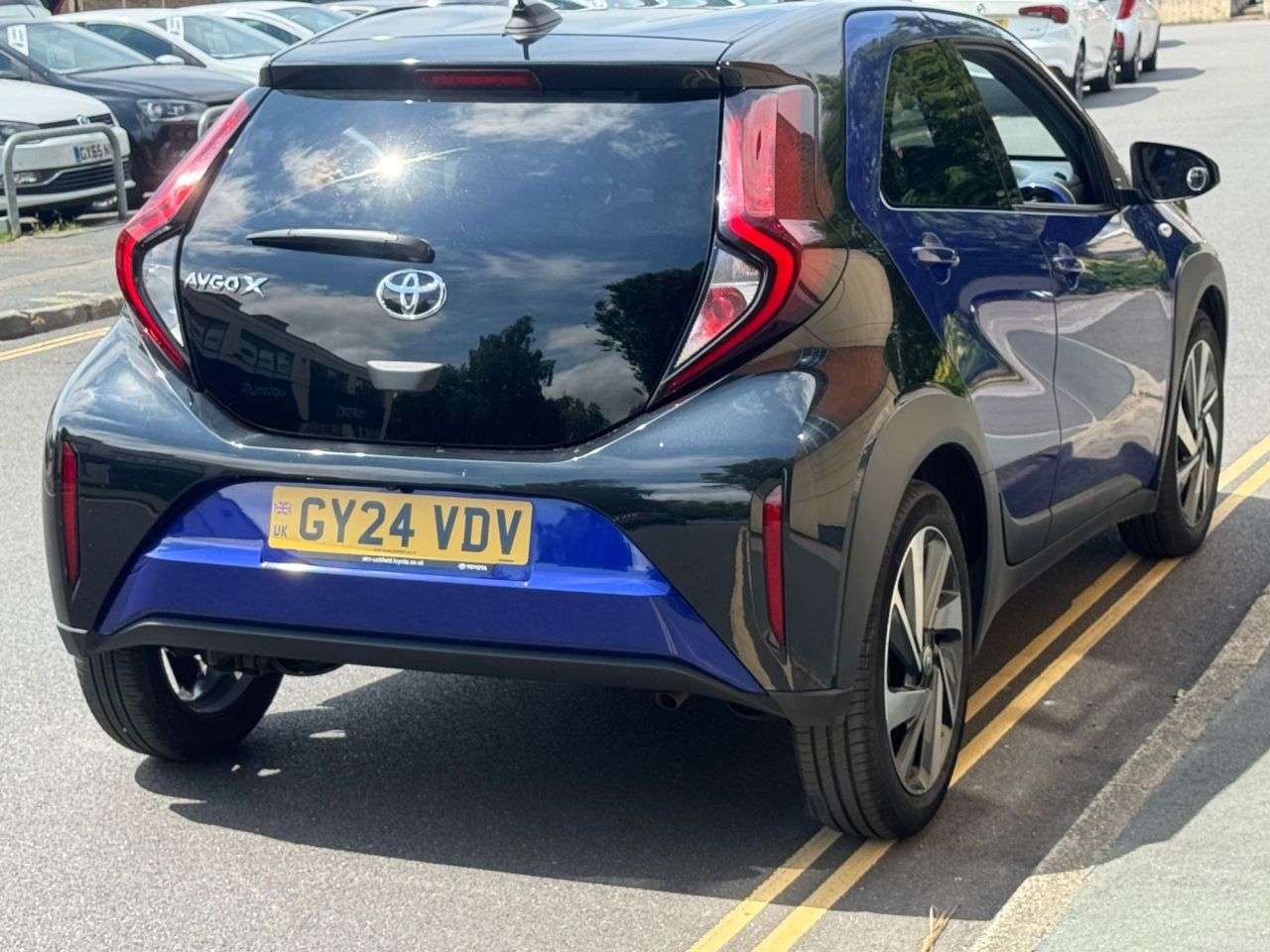 2024 TOYOTA AYGO X 2024 TOYOTA AYGO X